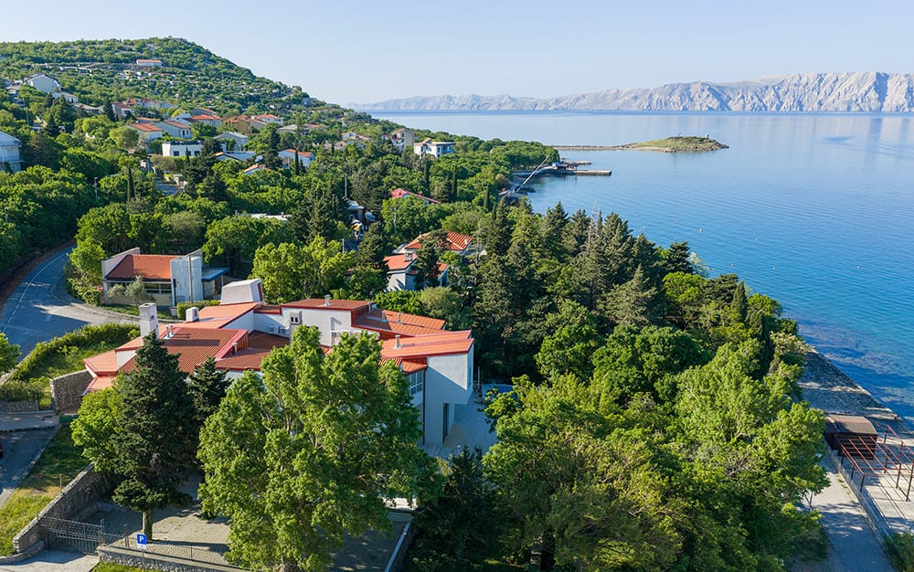 Luje d.d. | Ugostiteljstvo | Trgovina | Turizam | Kampovi - Portfelj - Villa Lostura, Klenovica Luje d.d. | Ugostiteljstvo | Trgovina | Turizam | Kampovi - Portfelj - Villa Lostura, Klenovica
